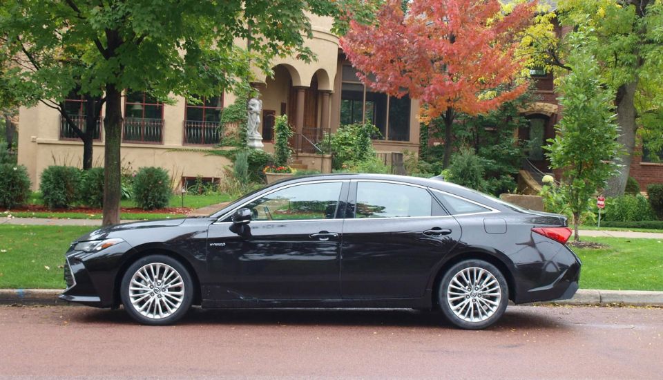 Finding the Perfect Hybrid Cars Near Me