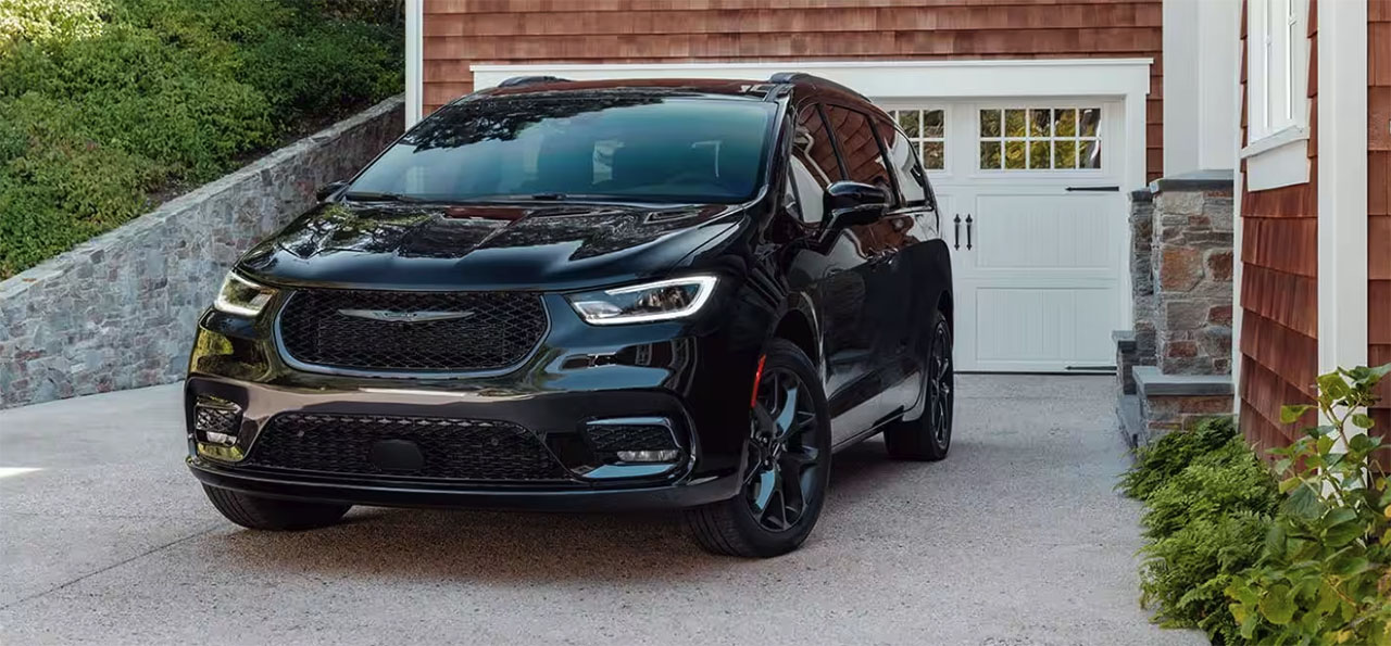 2024 Chrysler Pacifica in Peoria