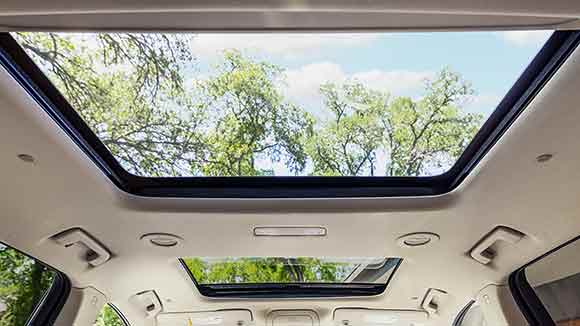Moonroof, front power sliding, with rear fixed skylight