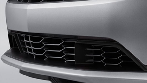 LS/LT Black lower grille with Gloss Black inserts, second generation