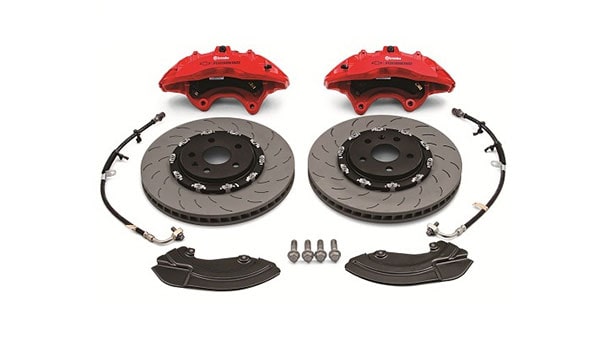 Chevrolet Performance front 6-piston Brembo® brake upgrade system in Red