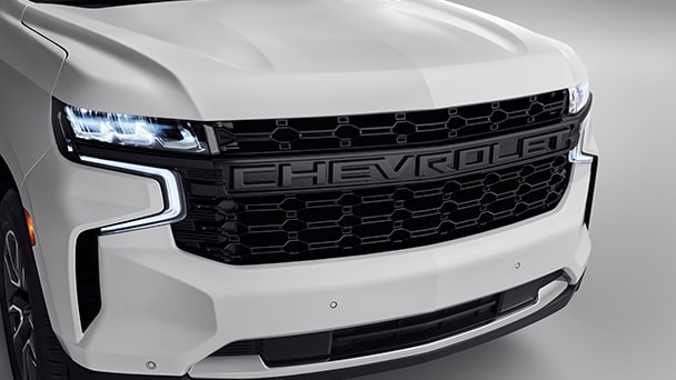 Black grille with Chevrolet lettering