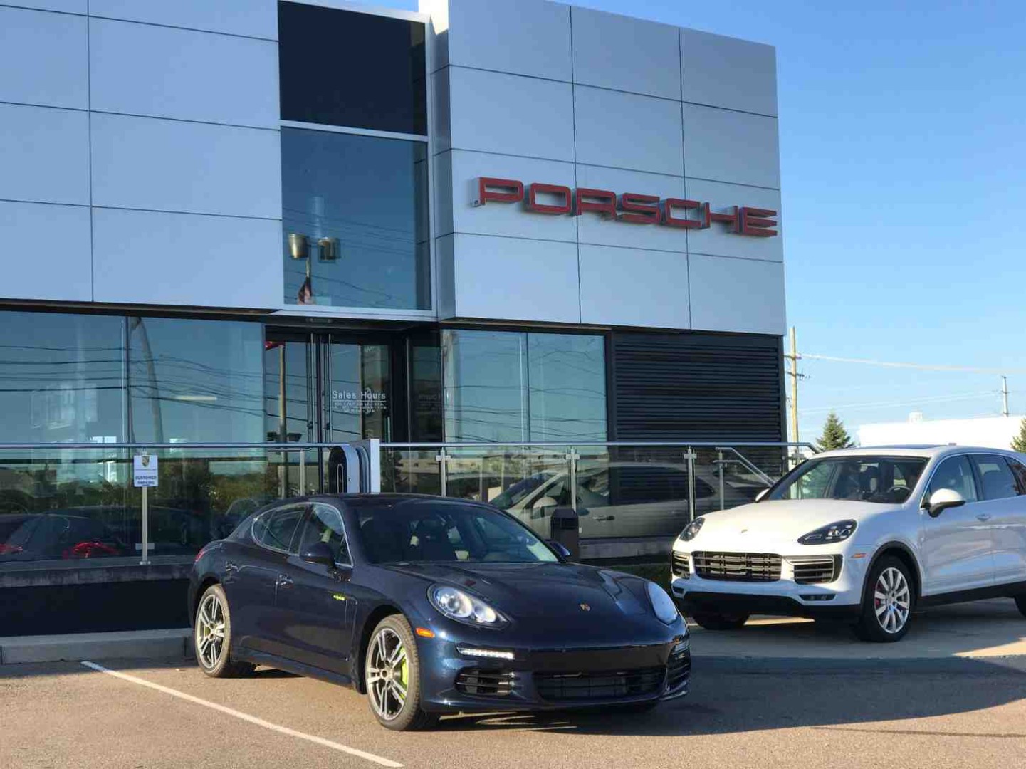 Porsche Of Farmington Hills