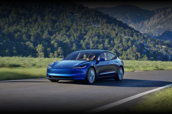 2025 Tesla Model 3 Overview | All Specs & Features