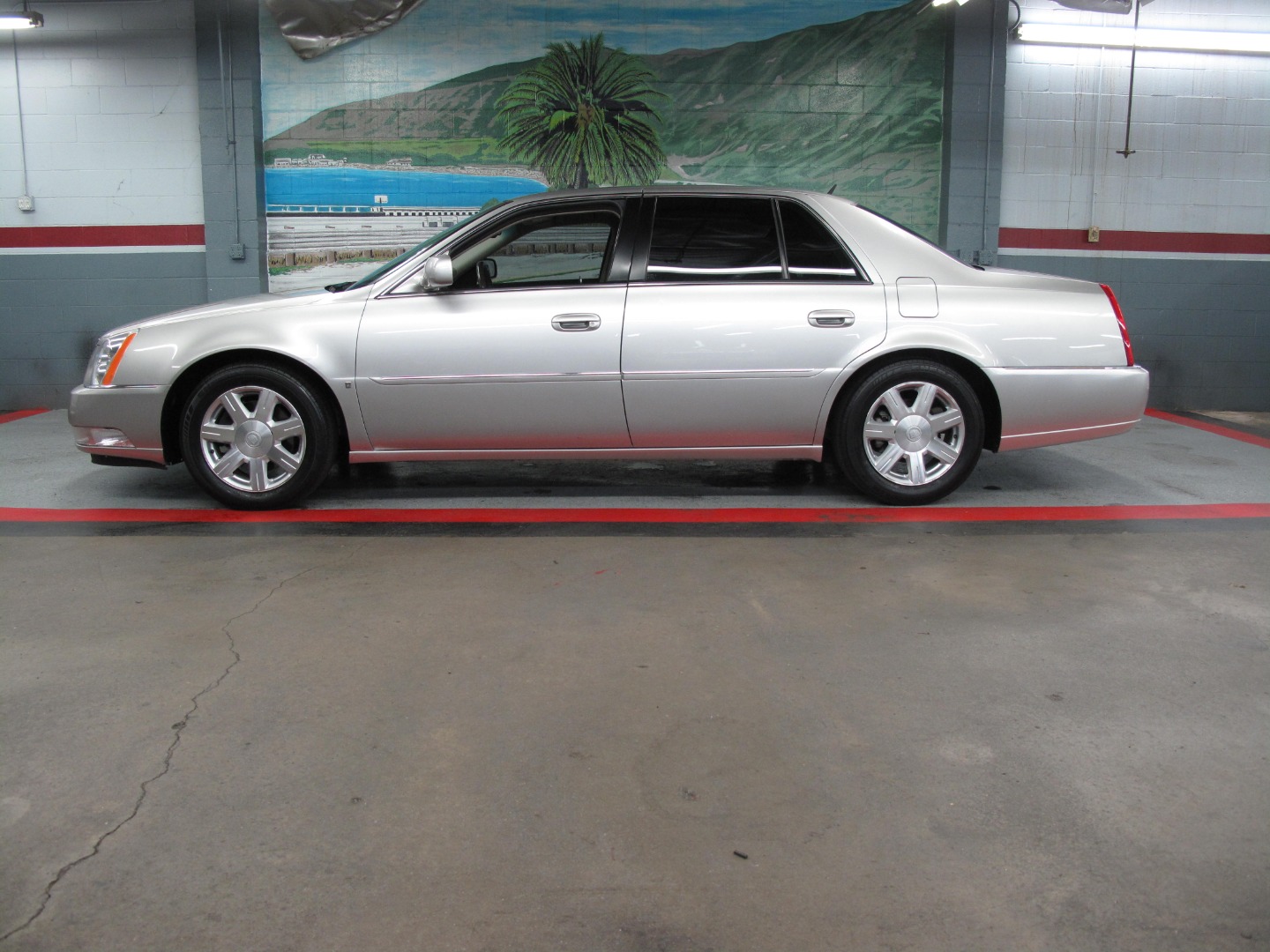 2007 Cadillac DTS V8's photo