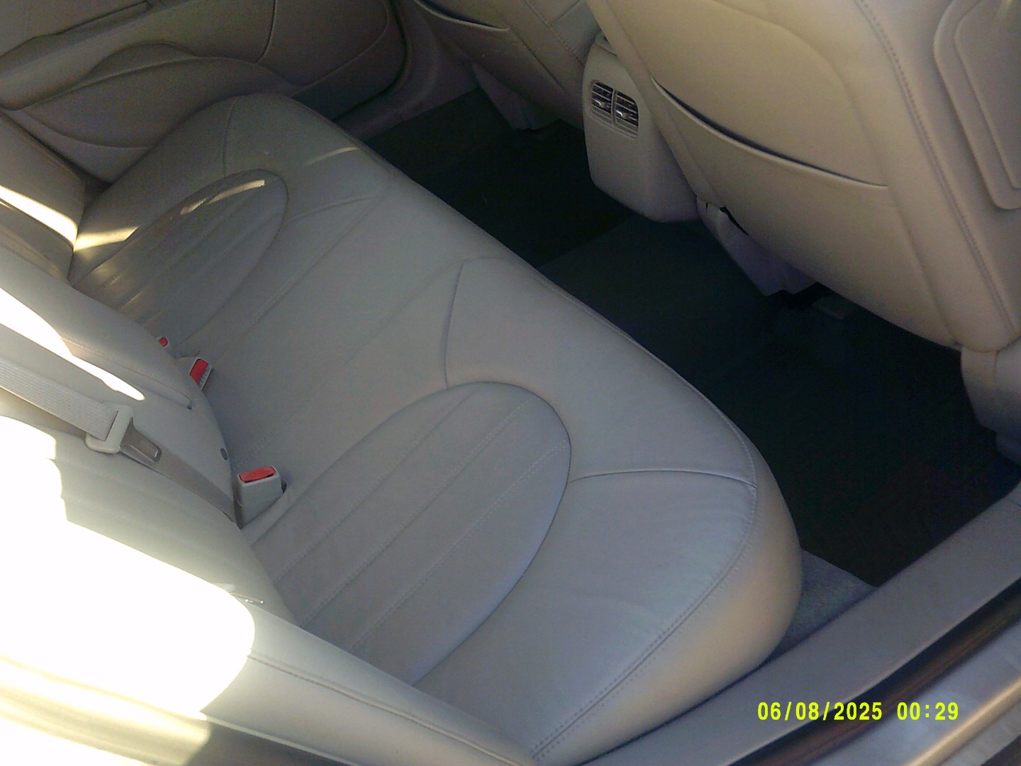 2011 Buick Lucerne CXL - Photo 8