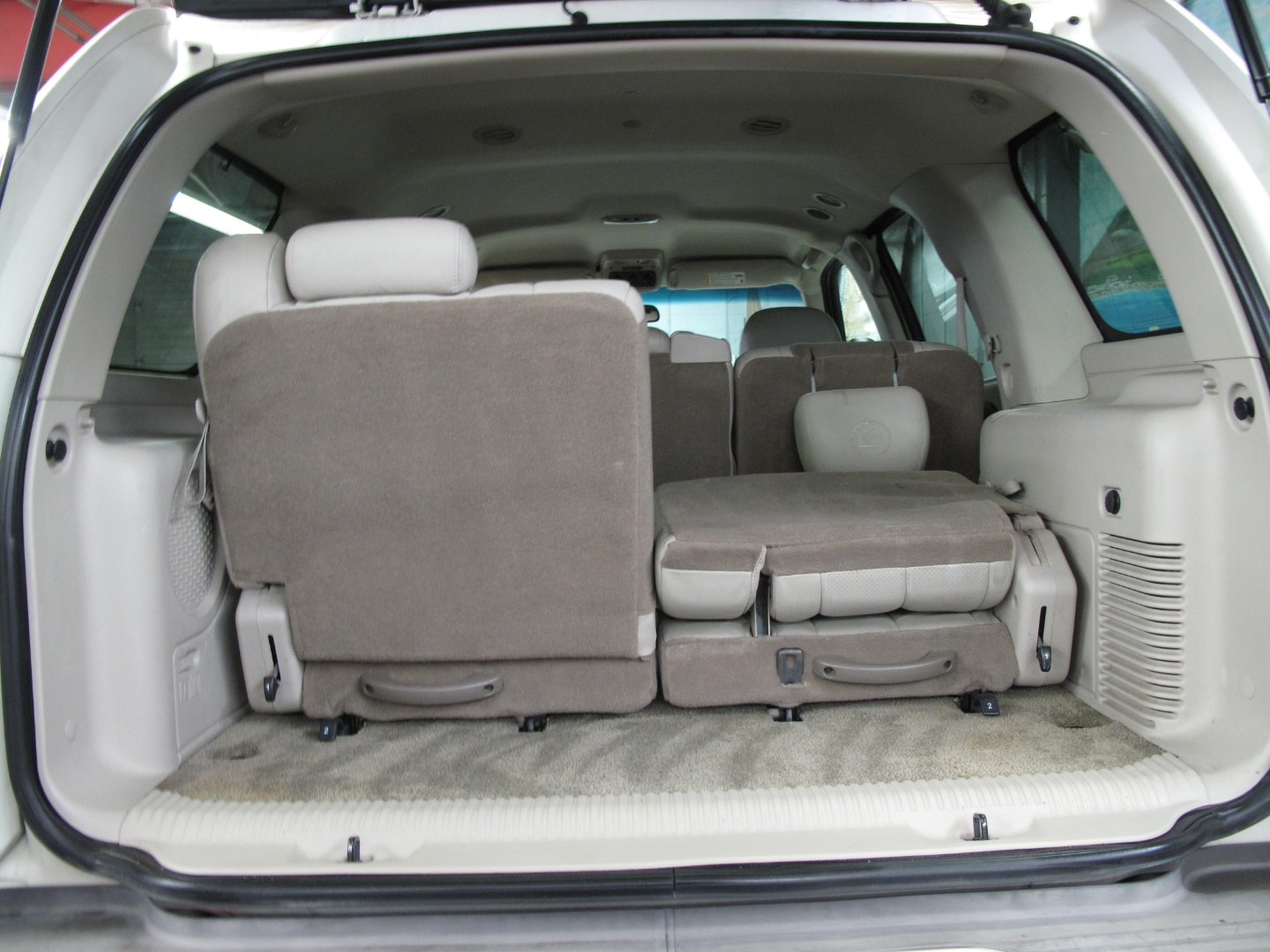 2003 Cadillac Escalade Base - Photo 20