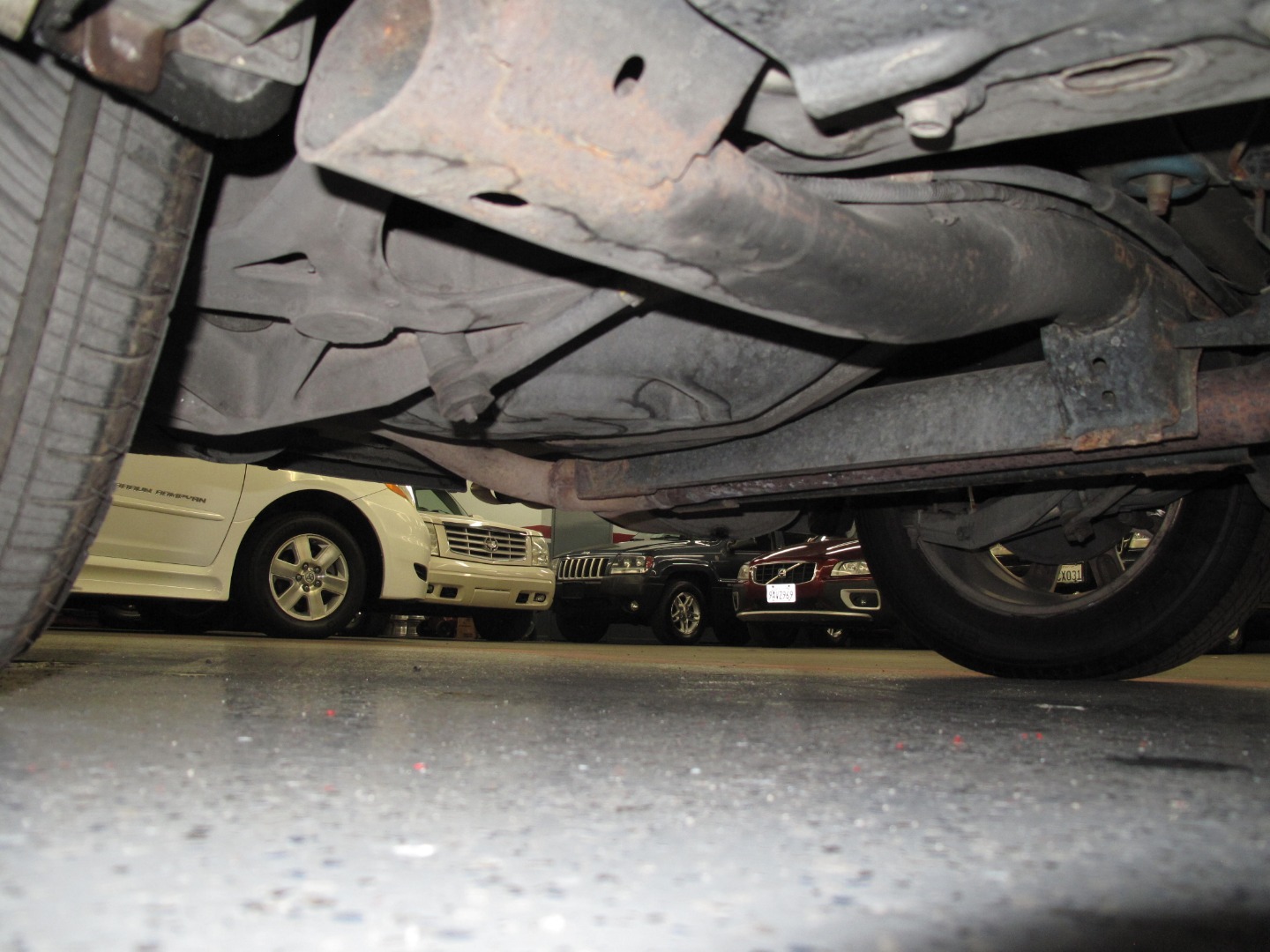 2010 Cadillac DTS Base - Photo 98