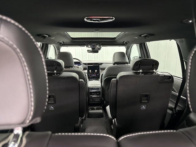 2025 Jeep Grand Cherokee L Limited - Photo 10