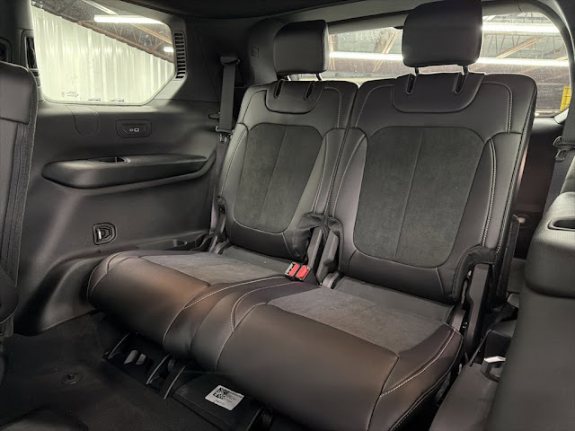 2025 Jeep Grand Cherokee L Altitude - Photo 12