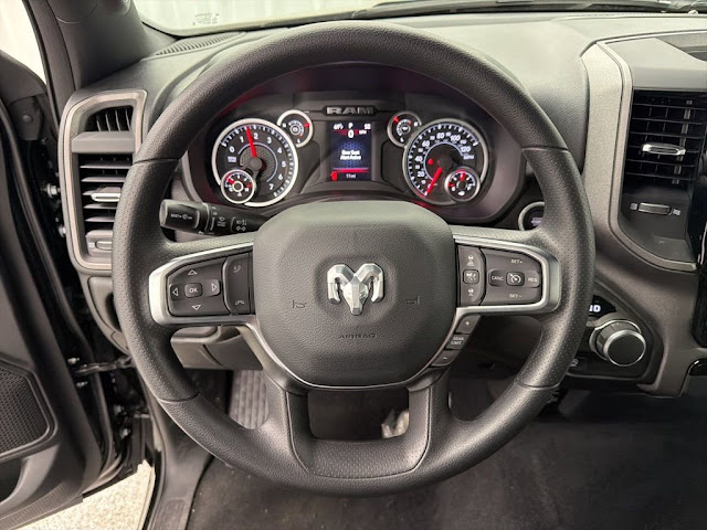 2026 RAM 1500 Express - Photo 19
