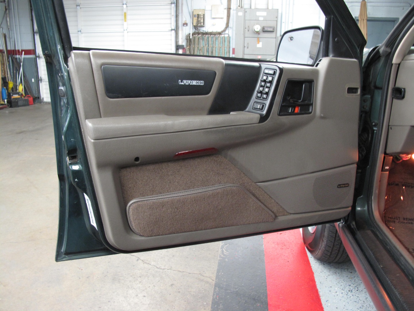 1994 Jeep Grand Cherokee LAREDO - Photo 7