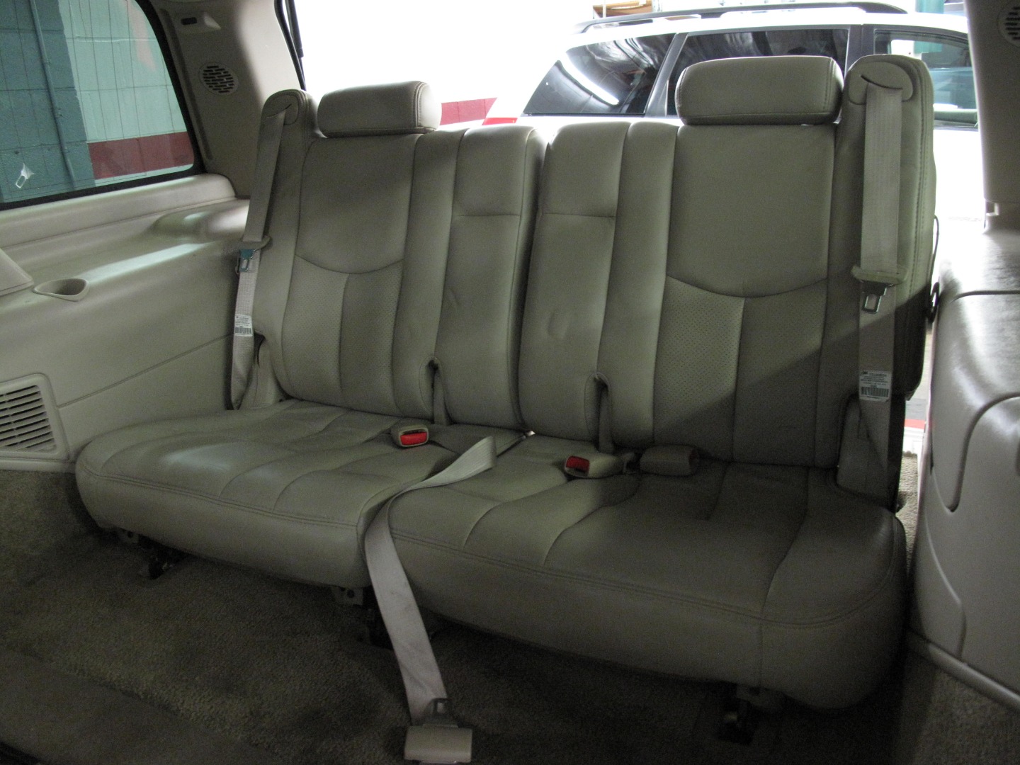 2003 Cadillac Escalade Base - Photo 26