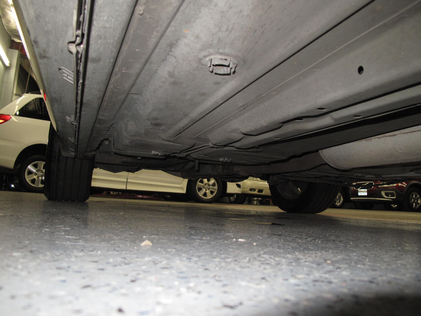 2010 Cadillac DTS Base - Photo 94