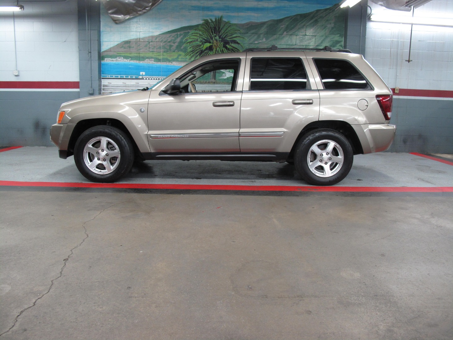 2005 Jeep Grand Cherokee Limited 4WD's photo