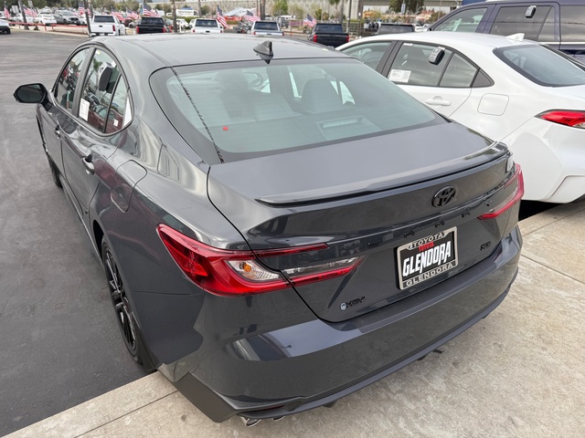 2025 Toyota Camry SE - Photo 2