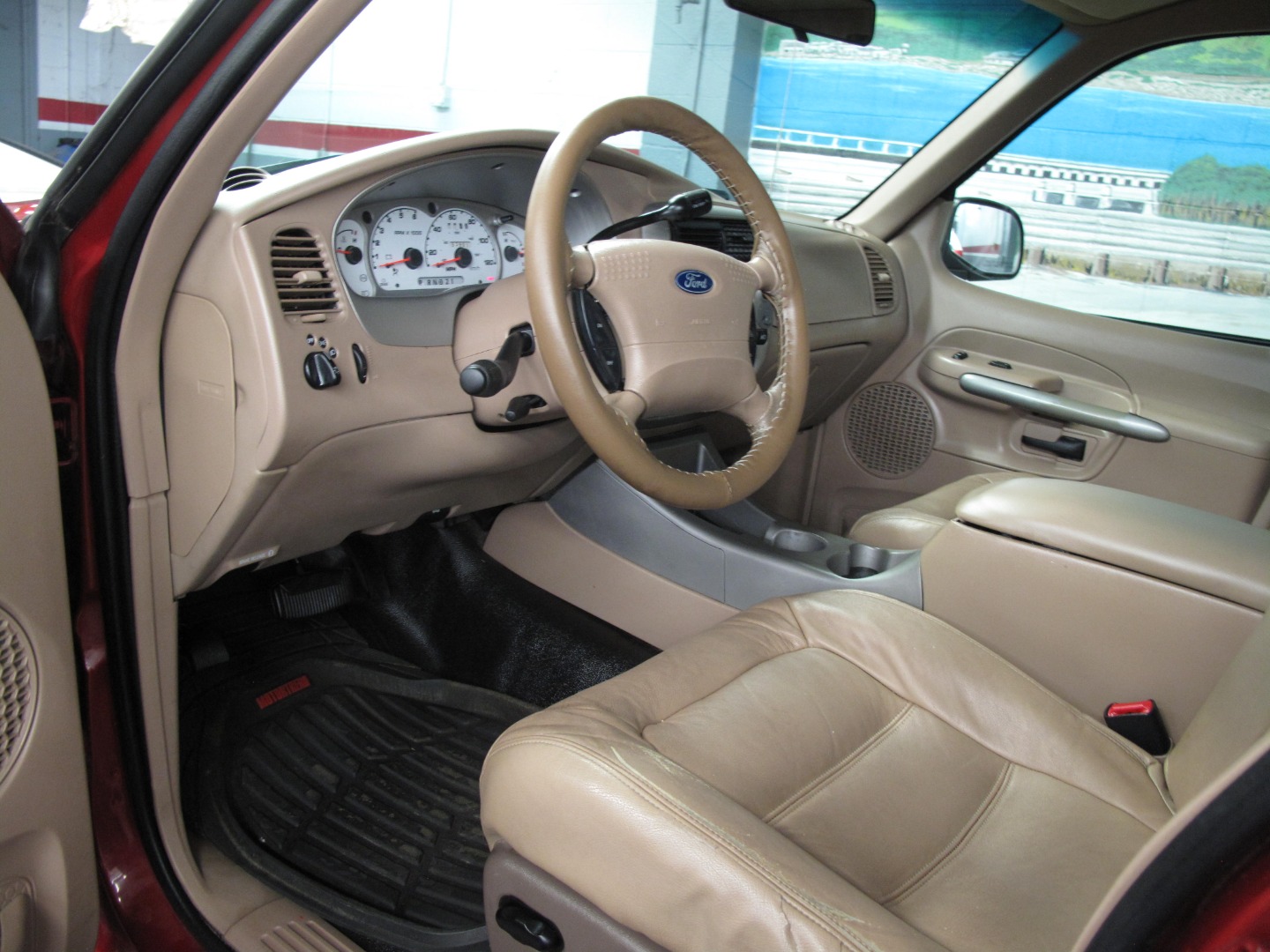 2002 Ford Explorer Sport Trac Base - Photo 6