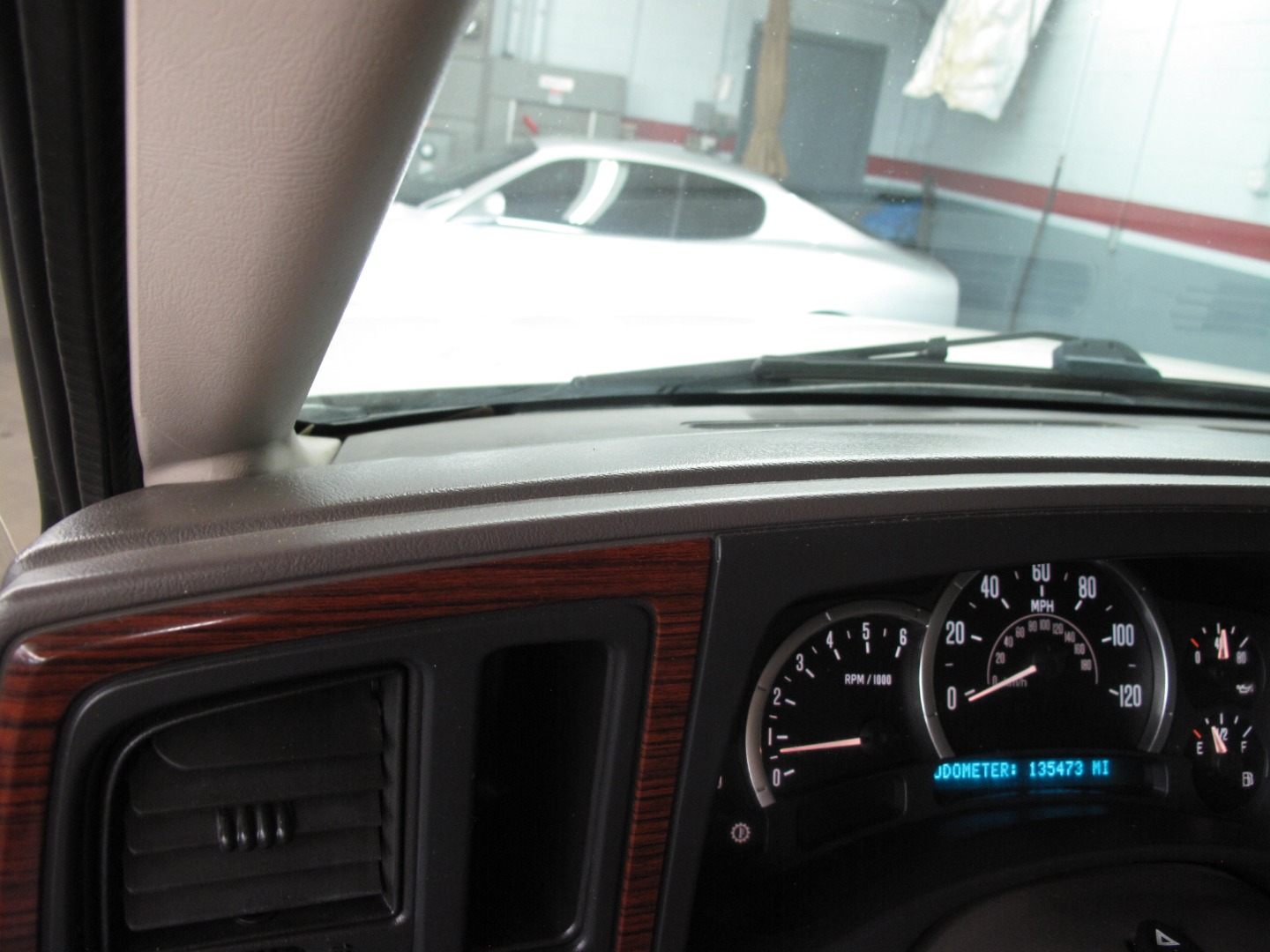 2003 Cadillac Escalade Base - Photo 37