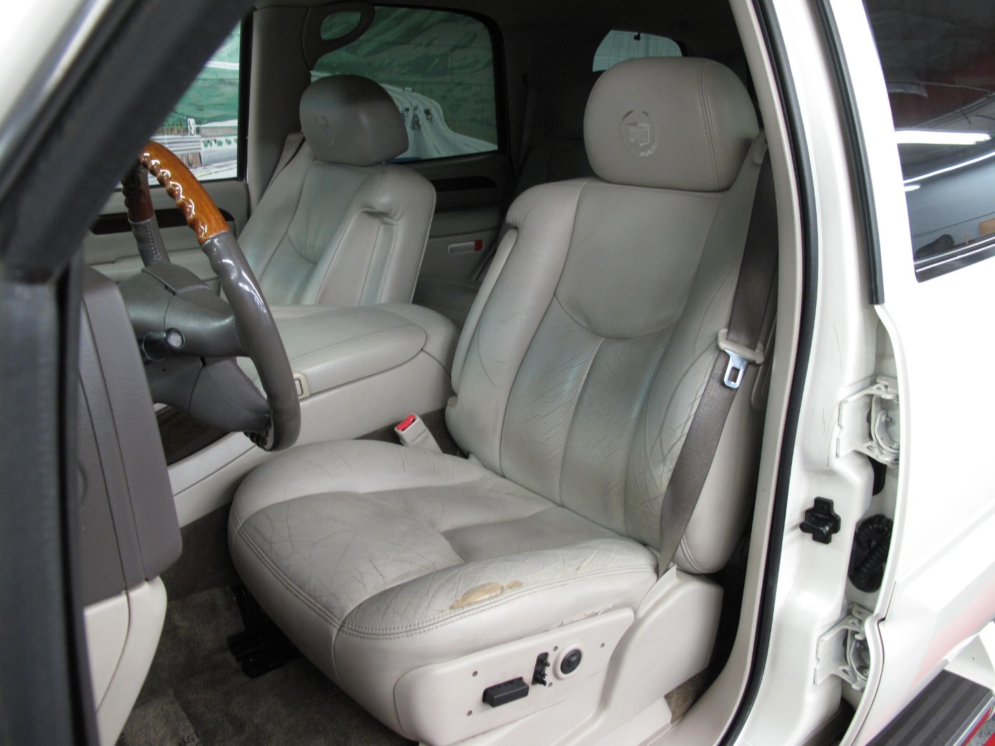 2003 Cadillac Escalade Base - Photo 40