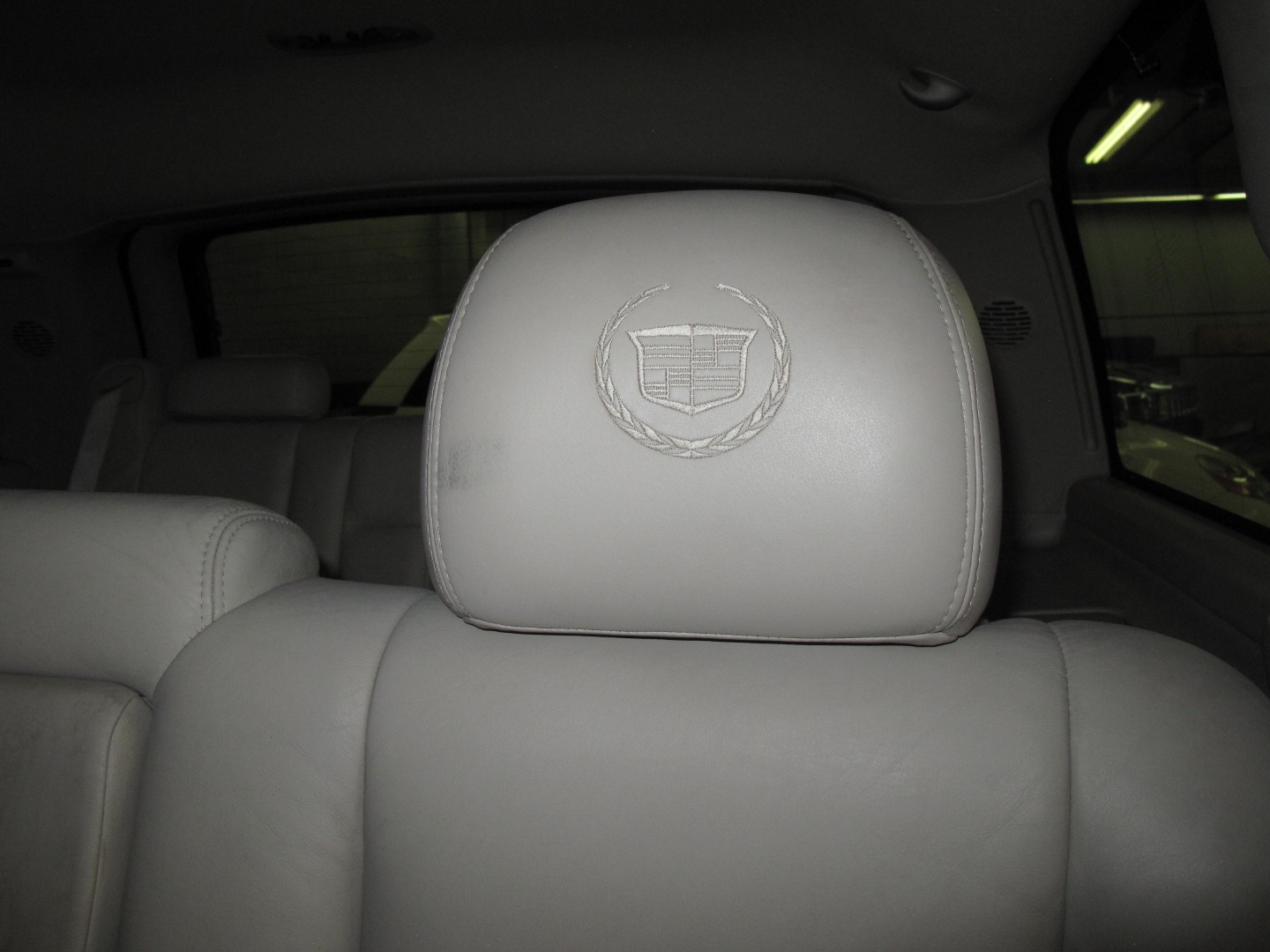 2003 Cadillac Escalade Base - Photo 30