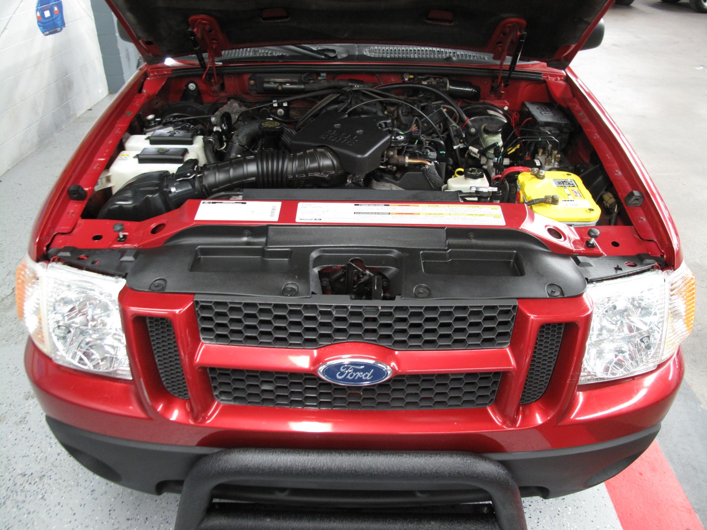 2002 Ford Explorer Sport Trac Base - Photo 60
