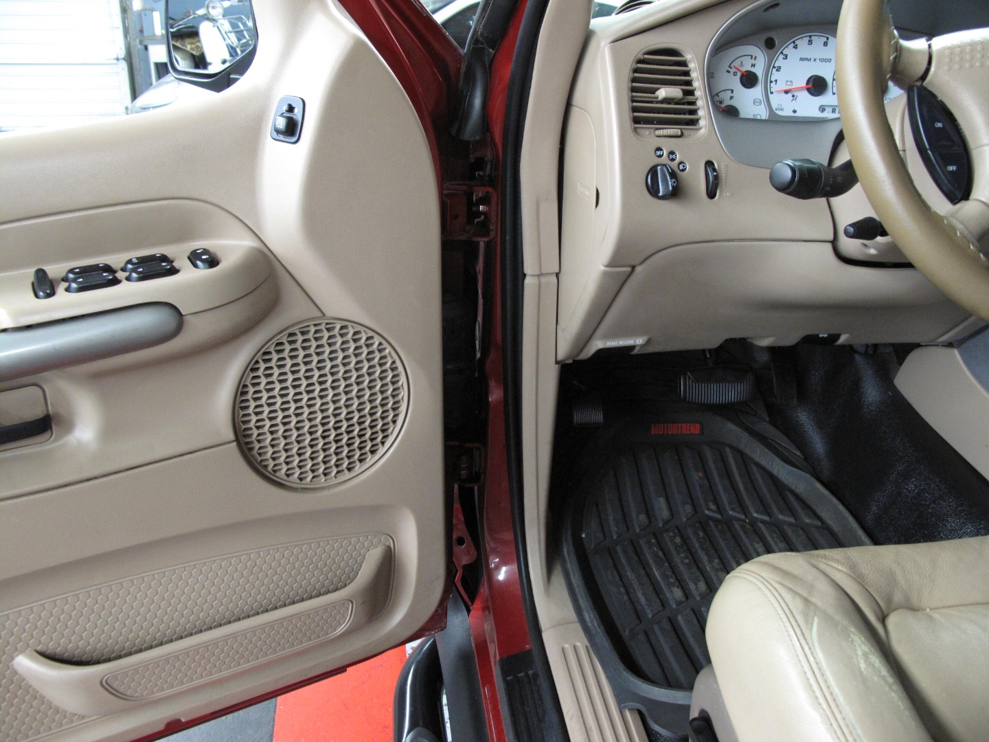 2002 Ford Explorer Sport Trac Base - Photo 62