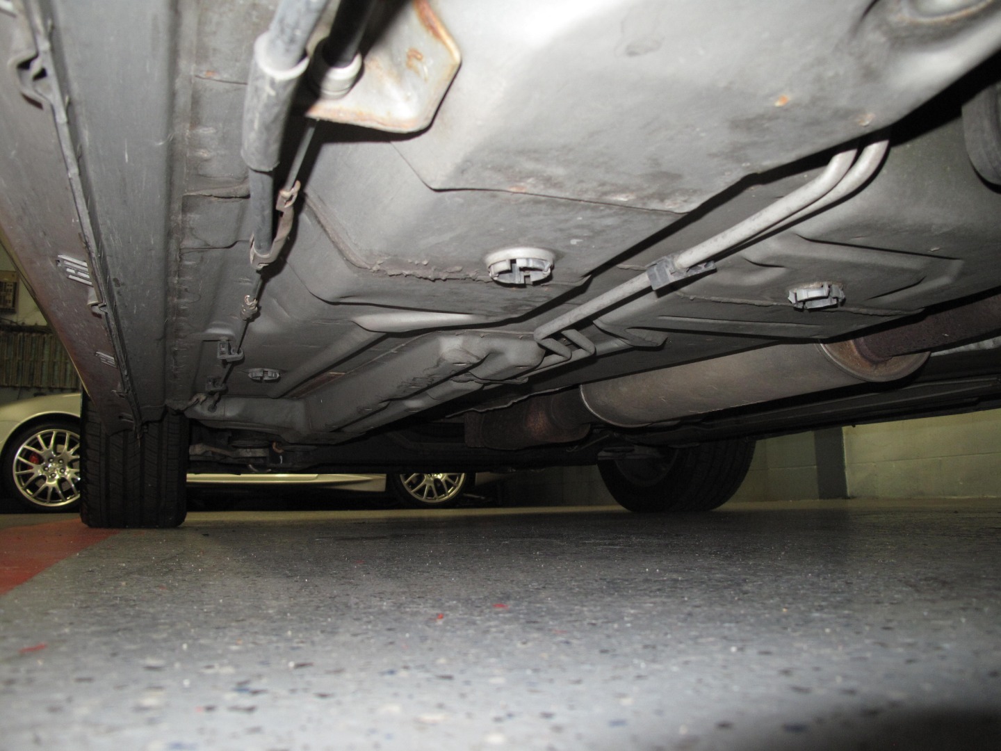 2010 Cadillac DTS Base - Photo 101