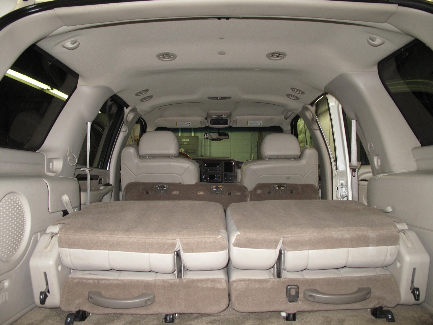 2003 Cadillac Escalade Base - Photo 25