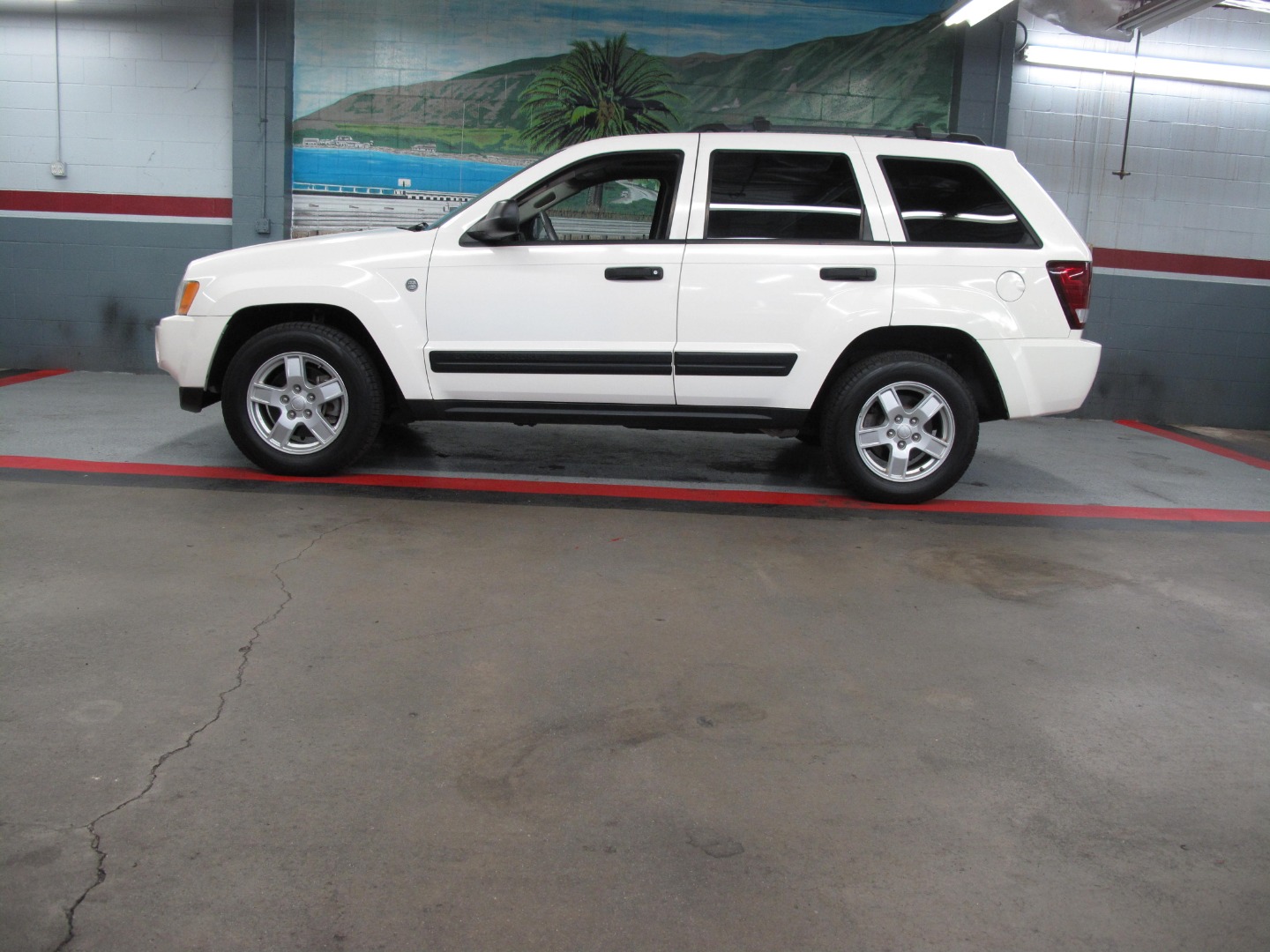 2005 Jeep Grand Cherokee Laredo 4WD's photo