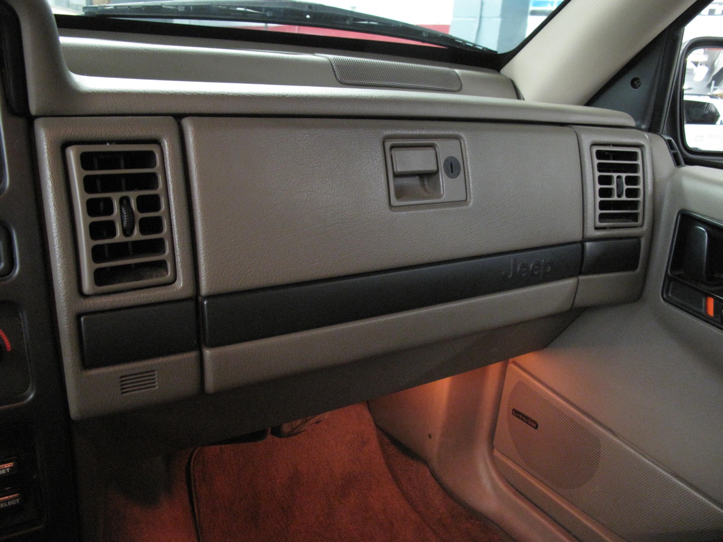 1994 Jeep Grand Cherokee LAREDO - Photo 35
