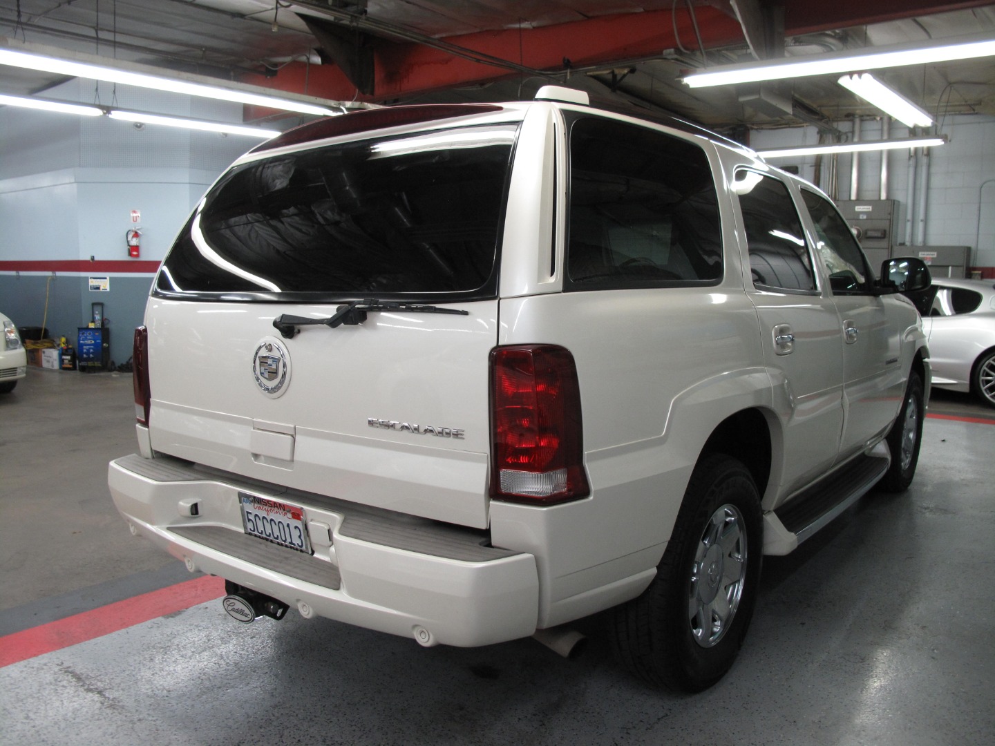 2003 Cadillac Escalade Base - Photo 11